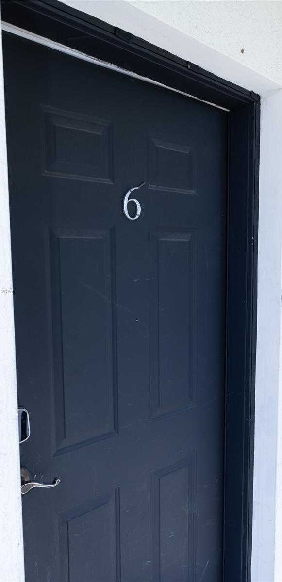 Small Image of 1375 SOUTH WEST 6TH ST, Miami Number 16