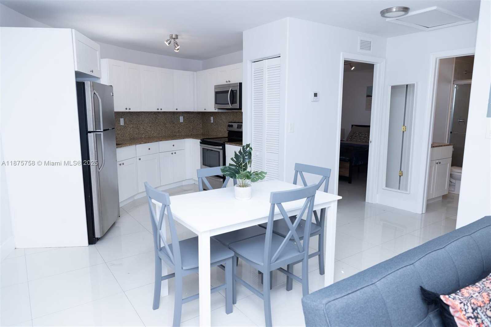 Small Image of 1375 SOUTH WEST 6TH ST, Miami Number 26