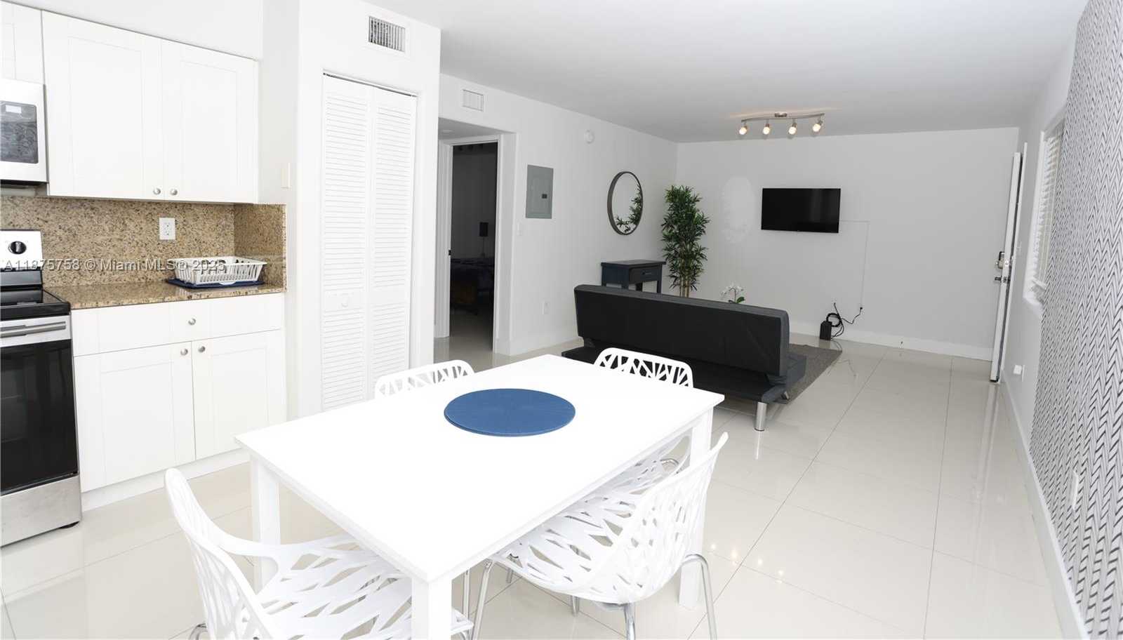 Small Image of 1375 SOUTH WEST 6TH ST, Miami Number 56