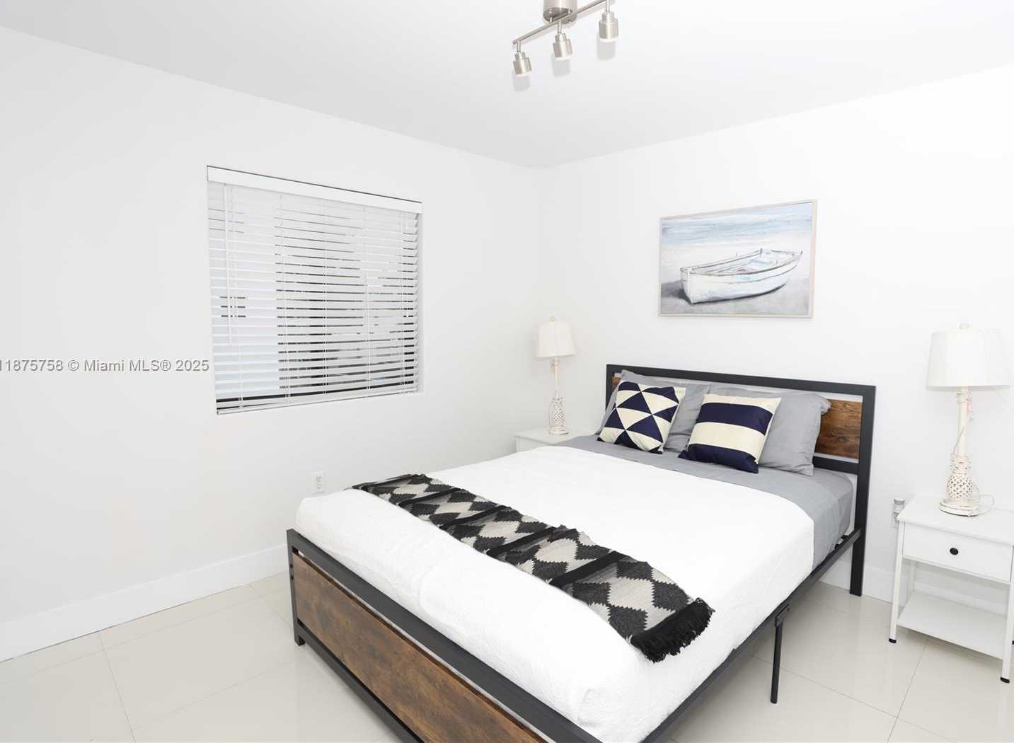 Small Image of 1375 SOUTH WEST 6TH ST, Miami Number 68