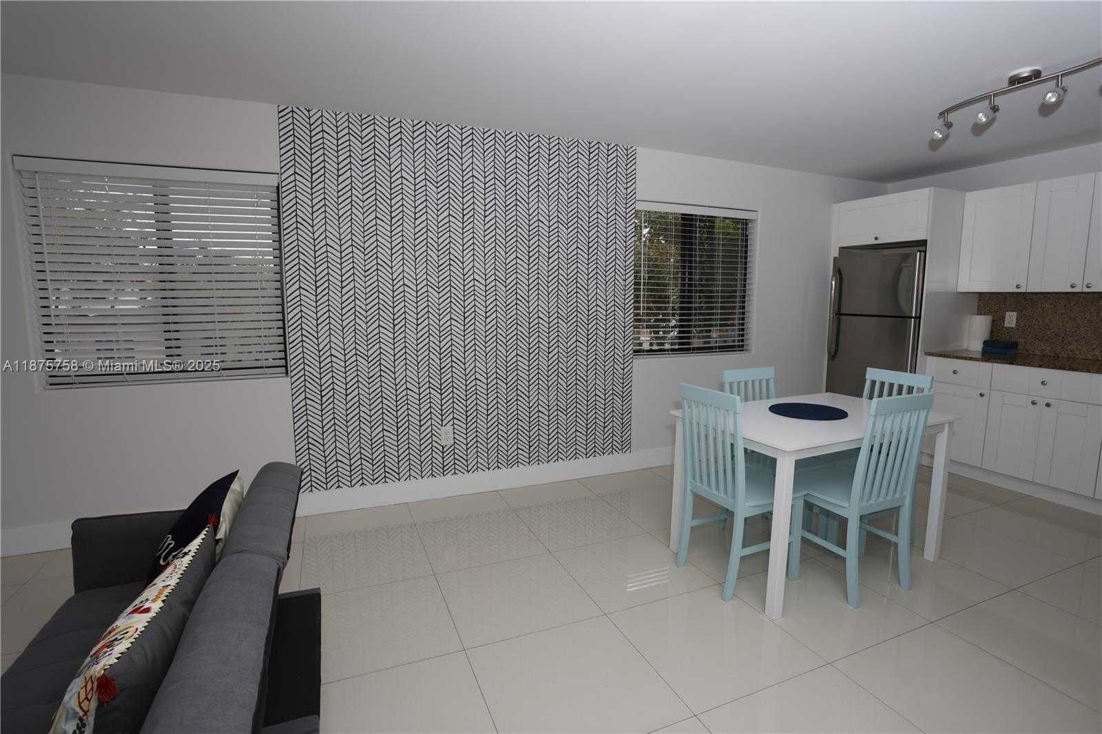 Small Image of 1375 SOUTH WEST 6TH ST, Miami Number 72