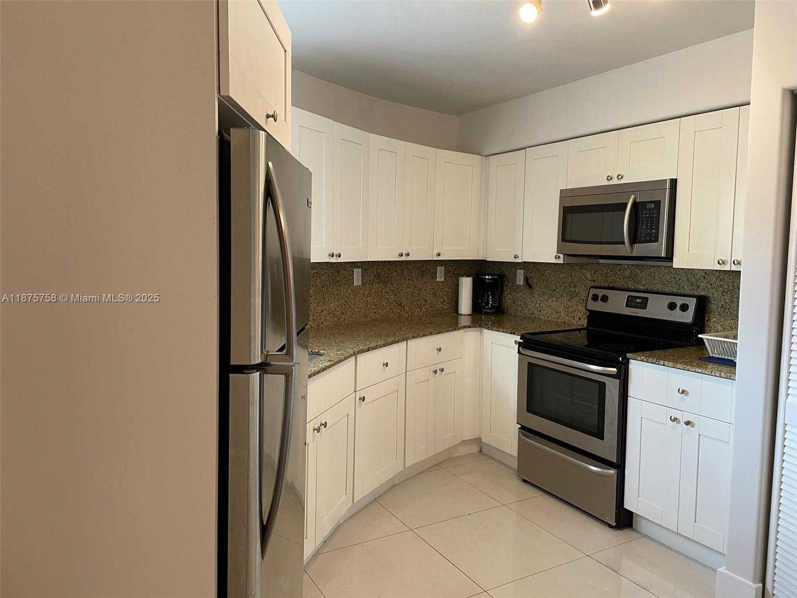 Small Image of 1375 SOUTH WEST 6TH ST, Miami Number 86