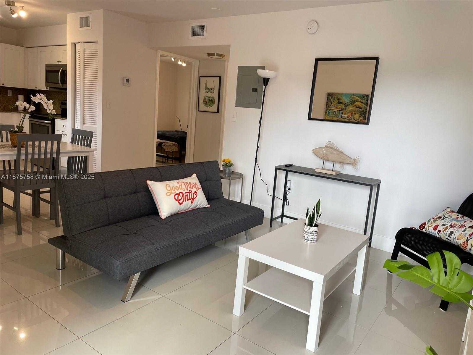 Small Image of 1375 SOUTH WEST 6TH ST, Miami Number 89