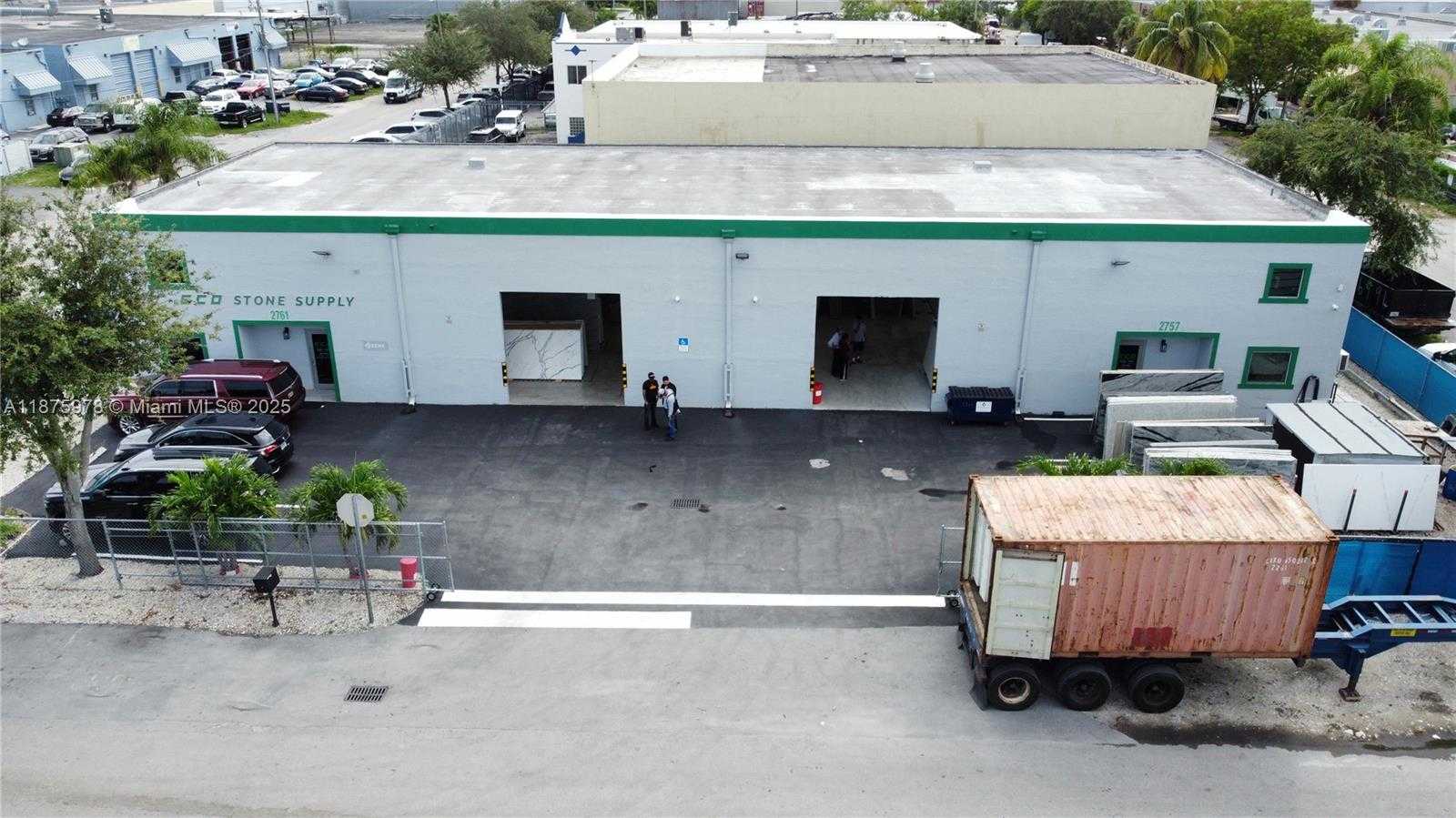 Small Image of 2757 WEST 77TH PL, Hialeah Number 10