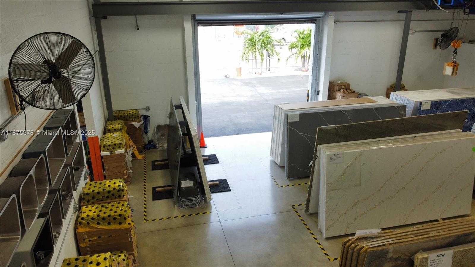 Small Image of 2757 WEST 77TH PL, Hialeah Number 15