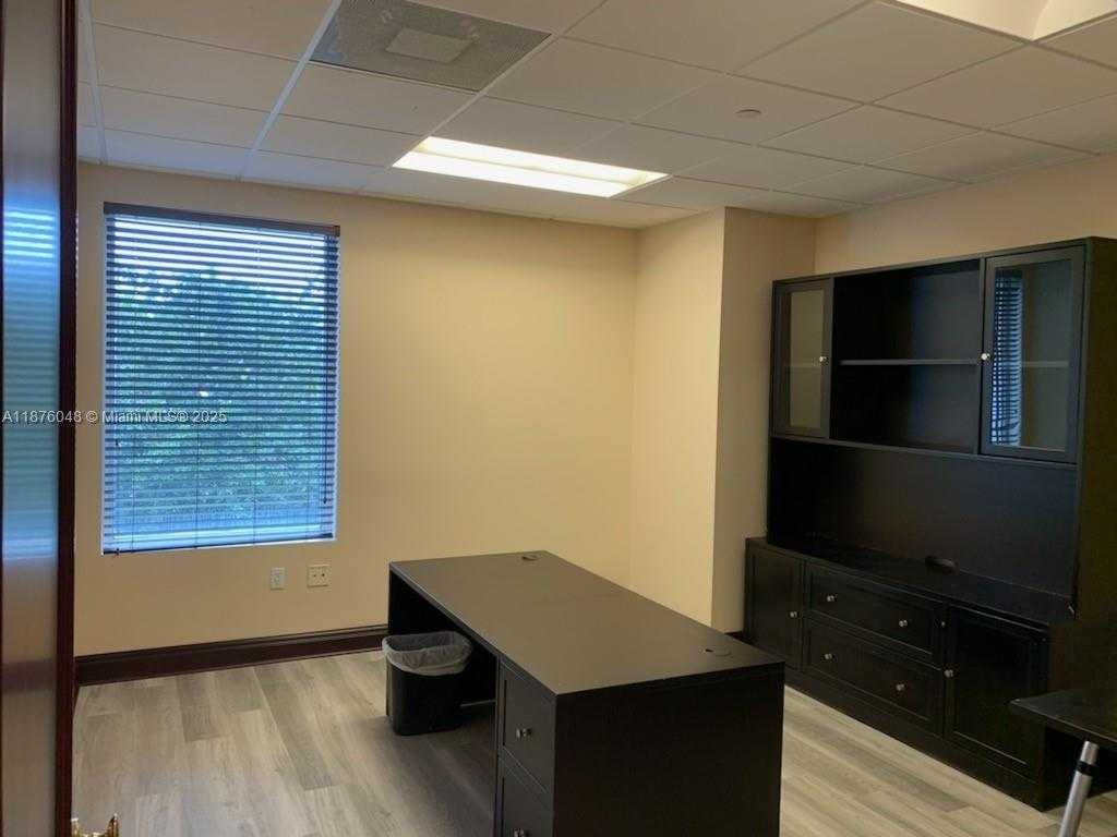 Small Image of 2750 NORTH EAST 185TH ST #202, Aventura Number 6
