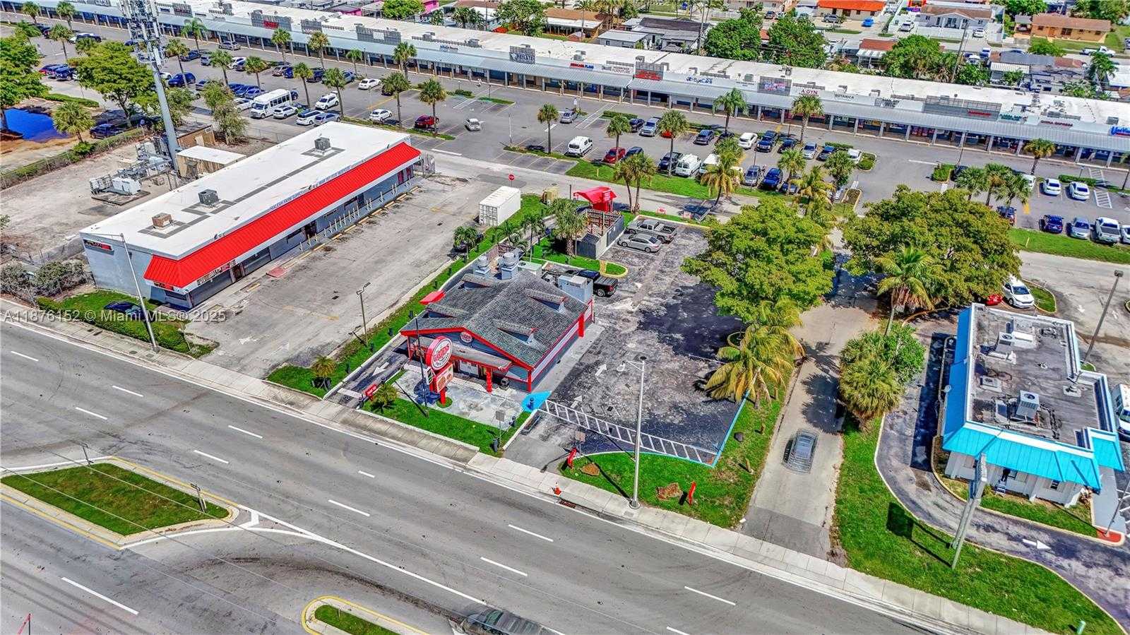 Small Image of 4775 NORTH WEST 183RD ST, Miami Gardens Number 12