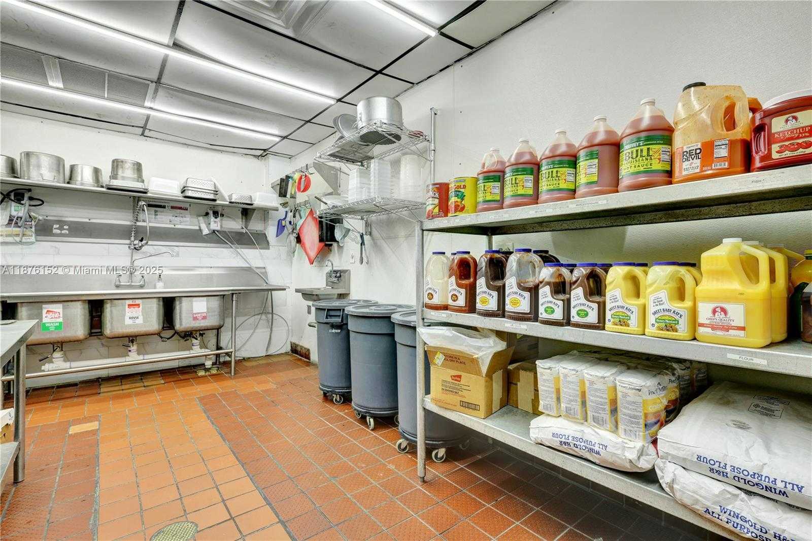 Small Image of 4775 NORTH WEST 183RD ST, Miami Gardens Number 8