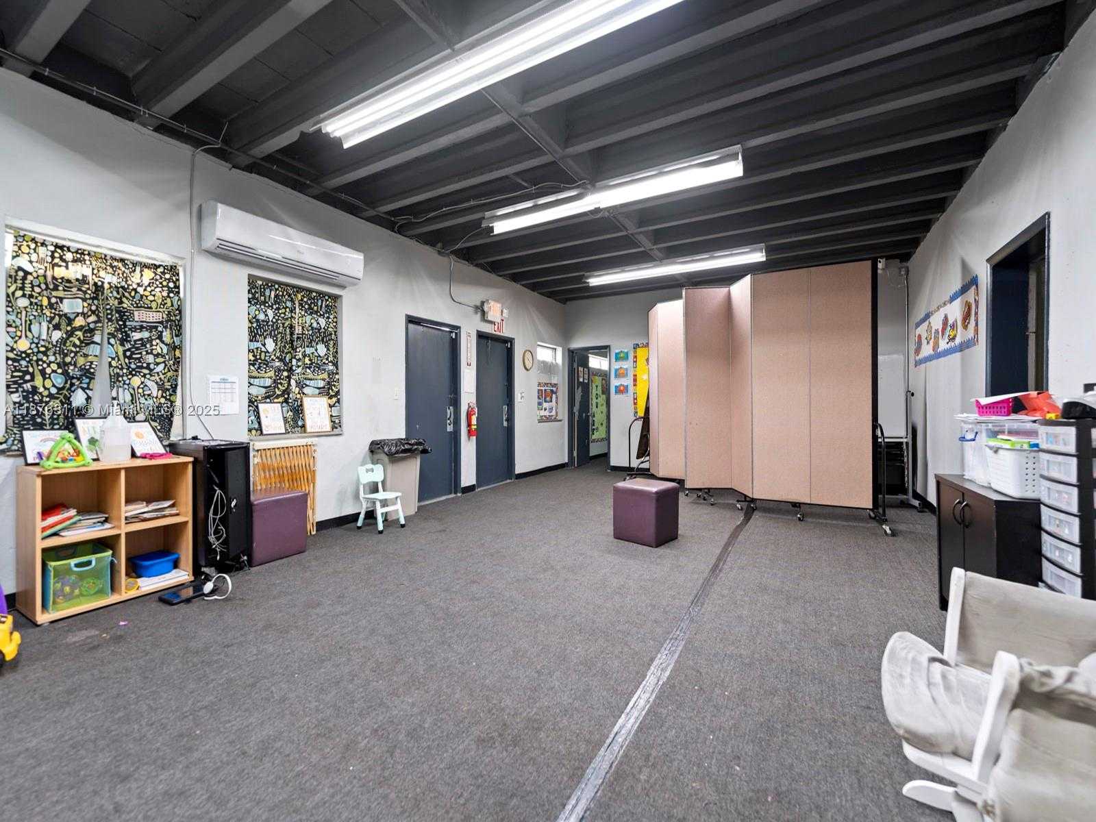 Small Image of 3001 NORTH WEST 22ND AVE, Miami Number 17