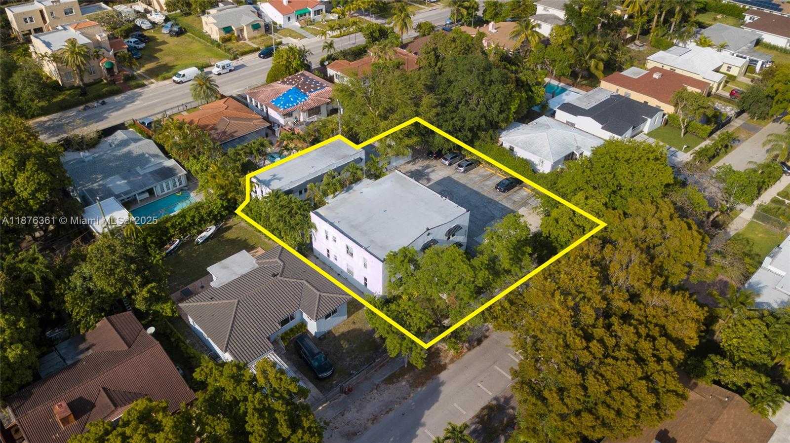 Small Image of 893 NORTH EAST 81ST ST, Miami Number 2