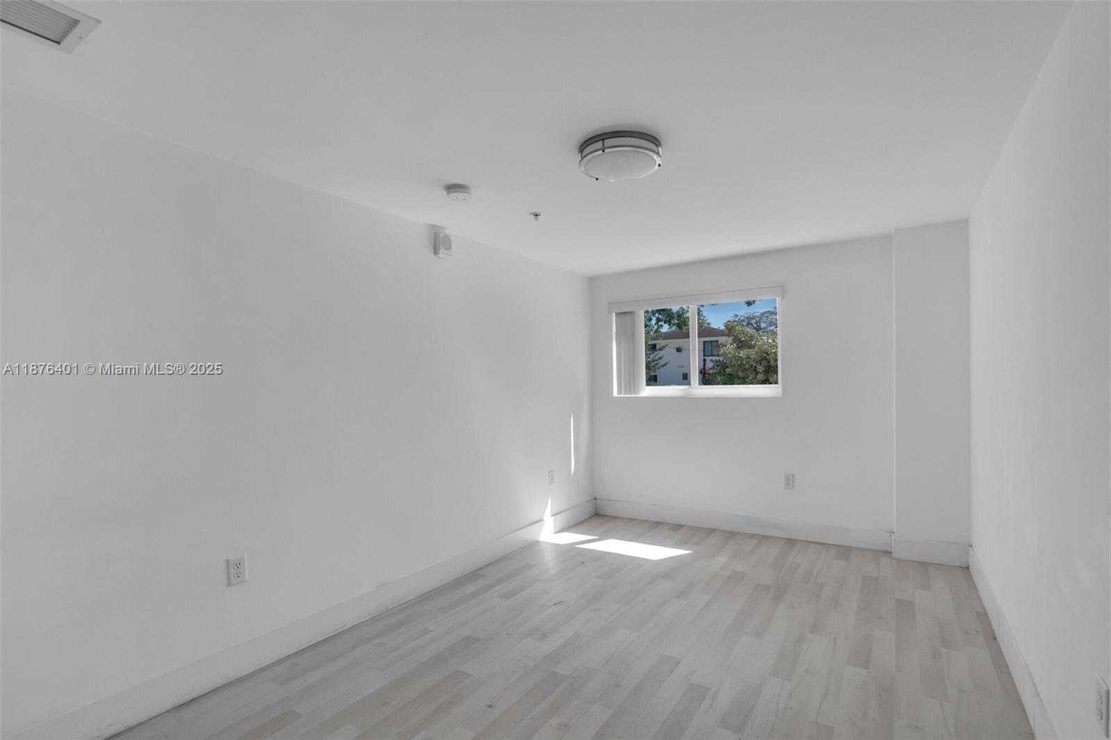 Small Image of 1029 NORTH WEST 3RD ST, Miami Number 26