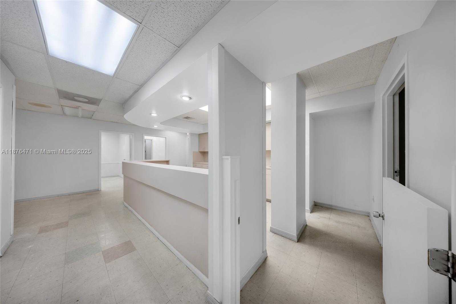 Small Image of 2901 NORTH WEST 17TH AVE, Miami Number 11
