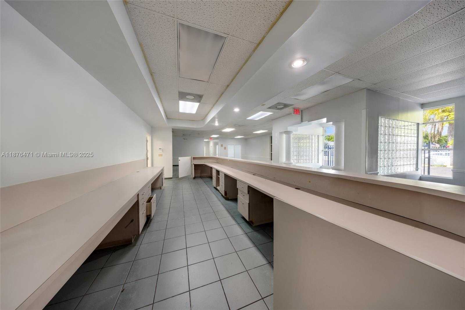 Small Image of 2901 NORTH WEST 17TH AVE, Miami Number 29