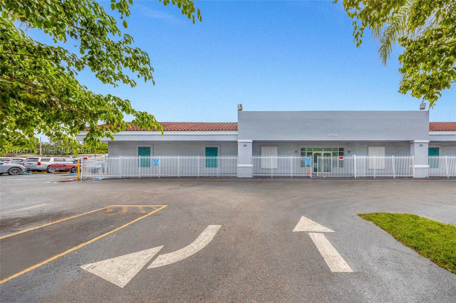 Small Image of 2901 NORTH WEST 17TH AVE, Miami Number 3