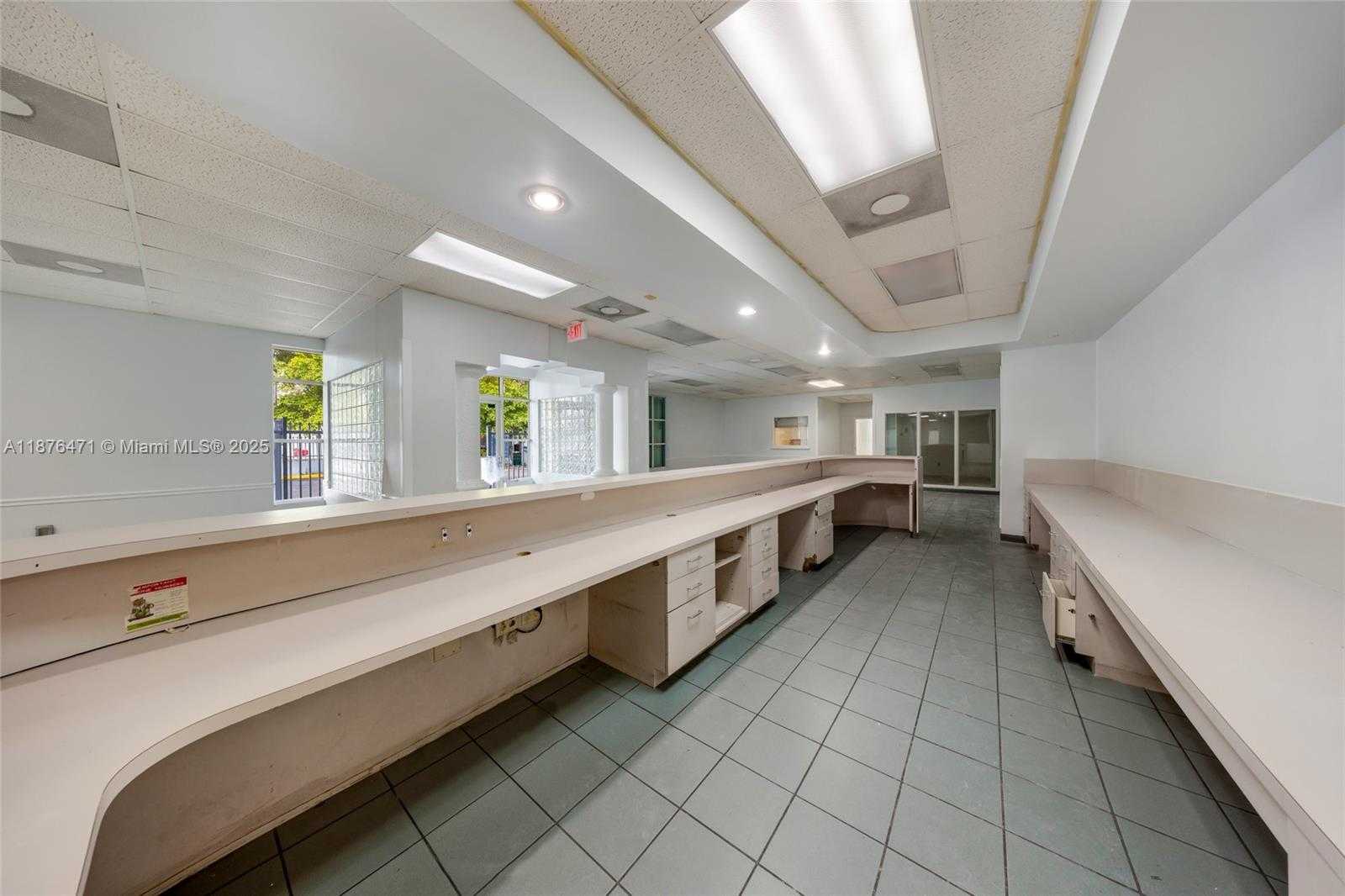 Small Image of 2901 NORTH WEST 17TH AVE, Miami Number 30