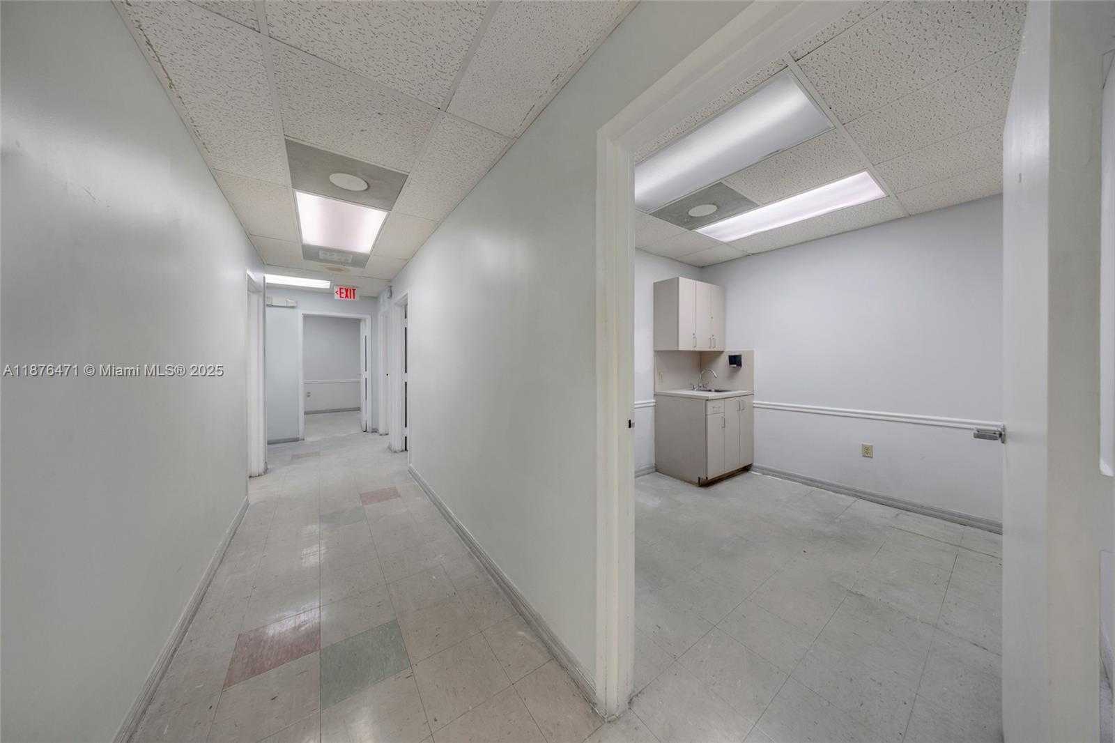 Small Image of 2901 NORTH WEST 17TH AVE, Miami Number 38