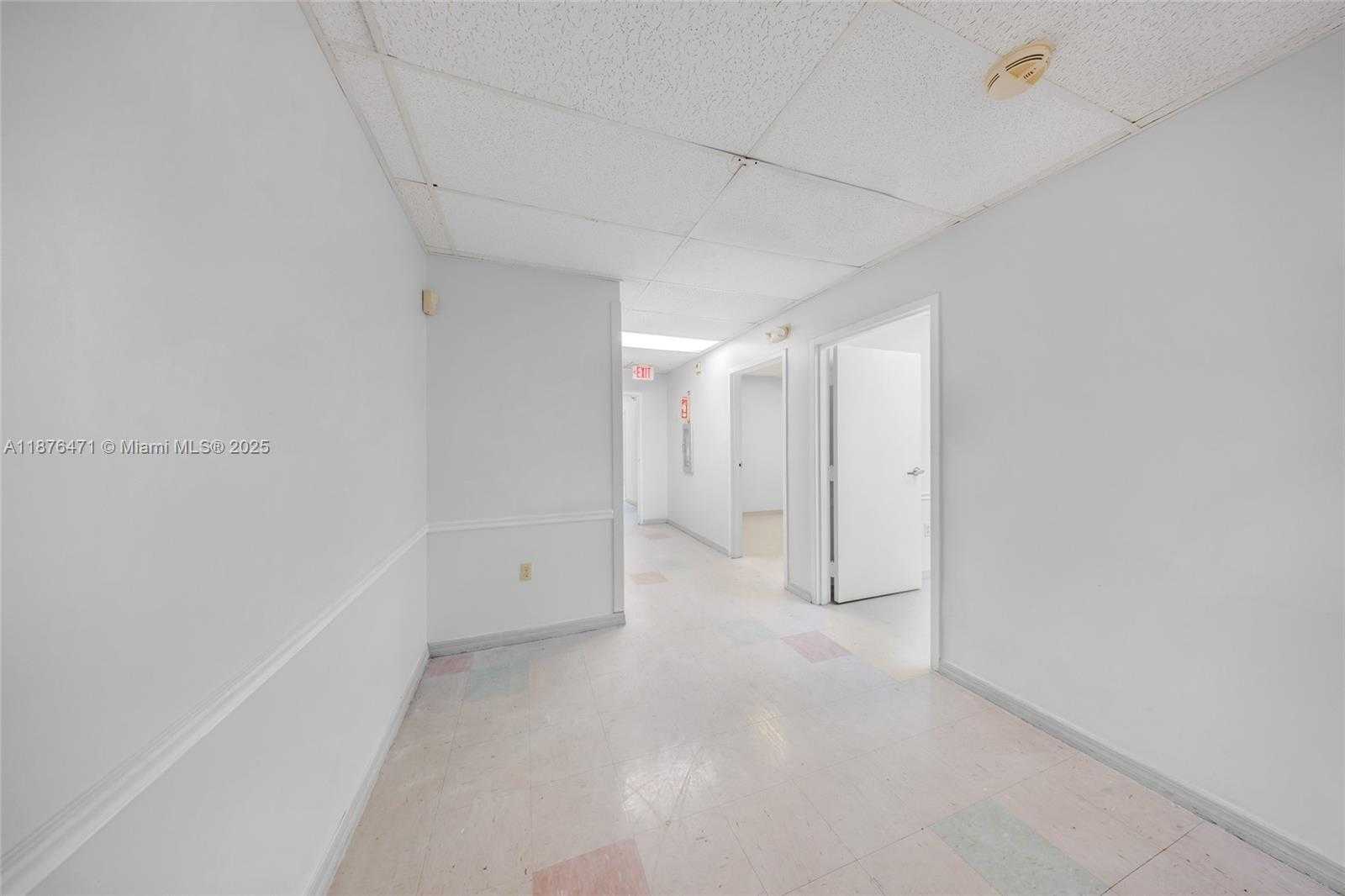Small Image of 2901 NORTH WEST 17TH AVE, Miami Number 5