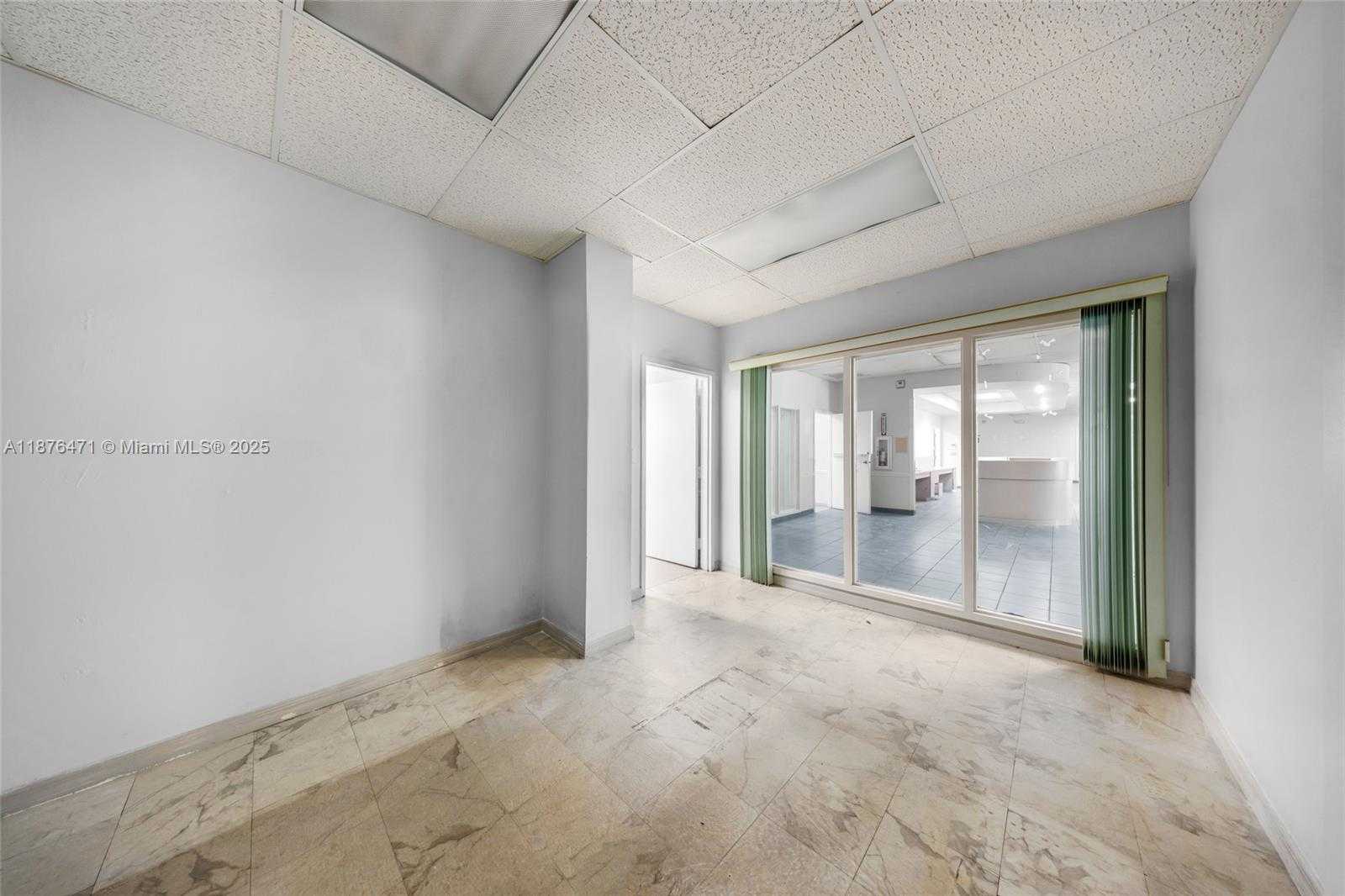 Small Image of 2901 NORTH WEST 17TH AVE, Miami Number 52