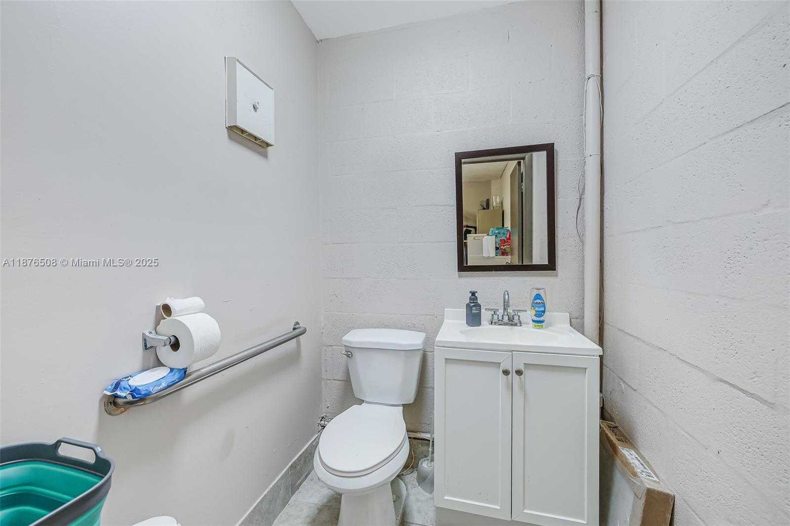 Small Image of 12161 SOUTH WEST 132ND CT #2, Miami Number 19