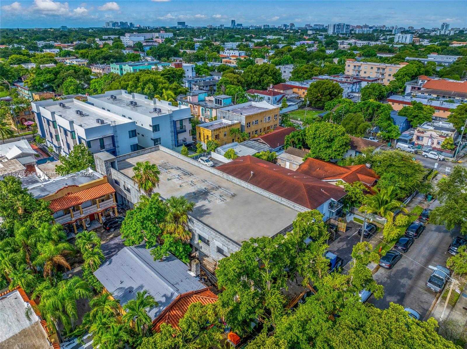 Small Image of 1254 SOUTH WEST 2ND ST, Miami Number 29
