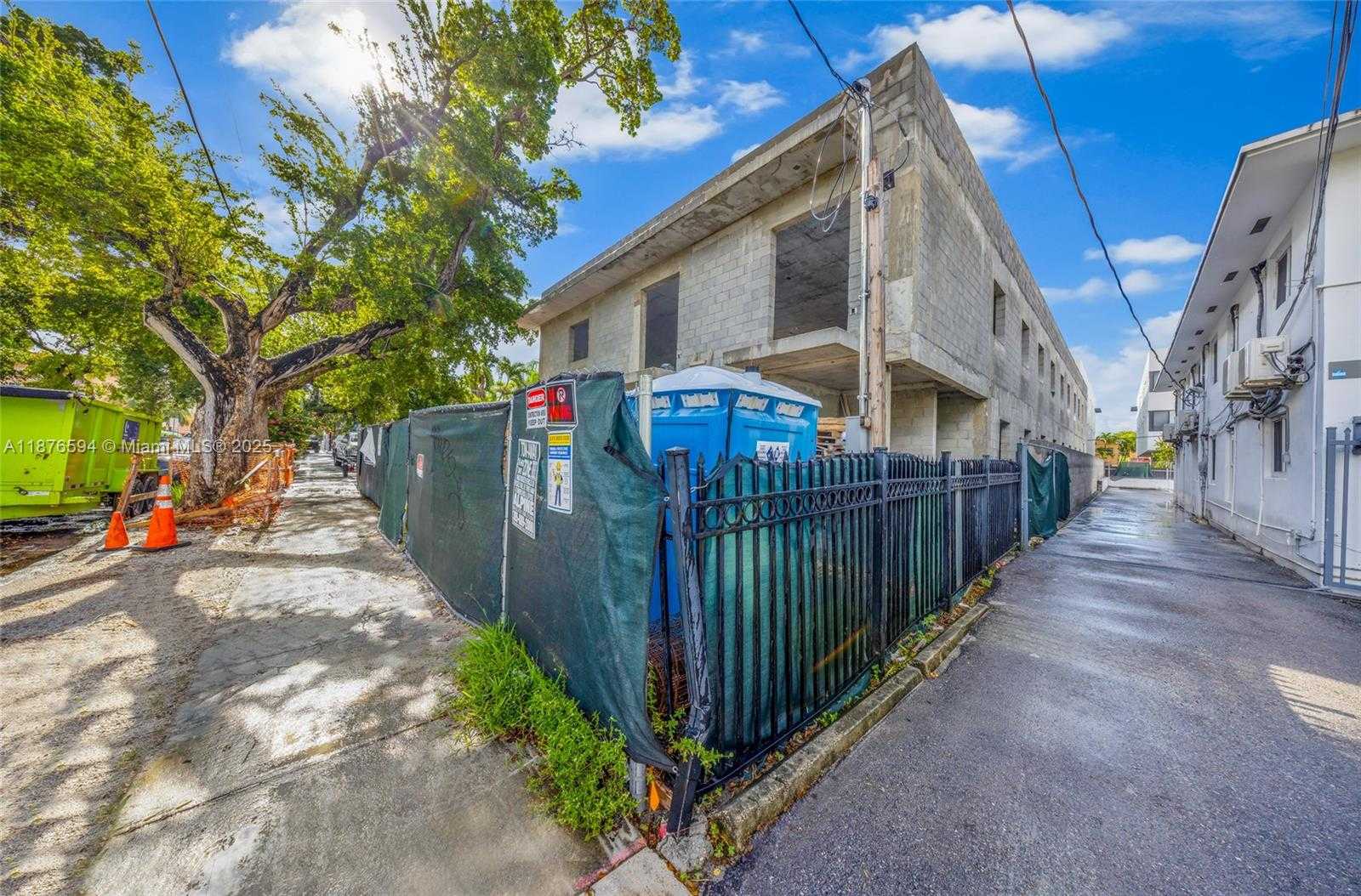 Small Image of 1254 SOUTH WEST 2ND ST, Miami Number 7