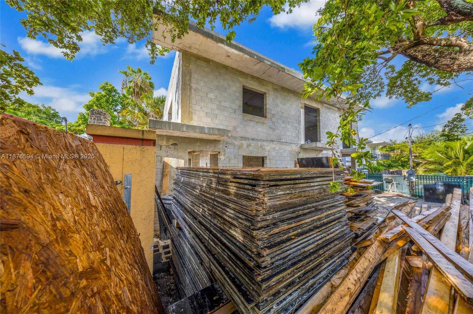 Small Image of 1254 SOUTH WEST 2ND ST, Miami Number 8