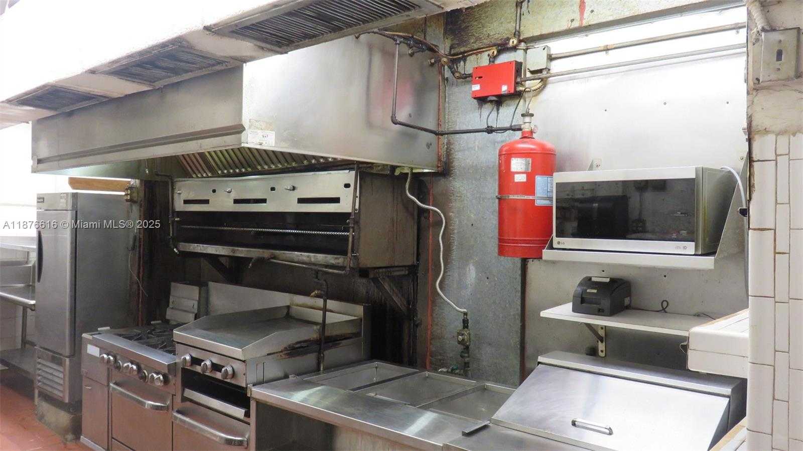 Small Image of 600 SOUTH DIXIE HWY W, Pompano Beach Number 8