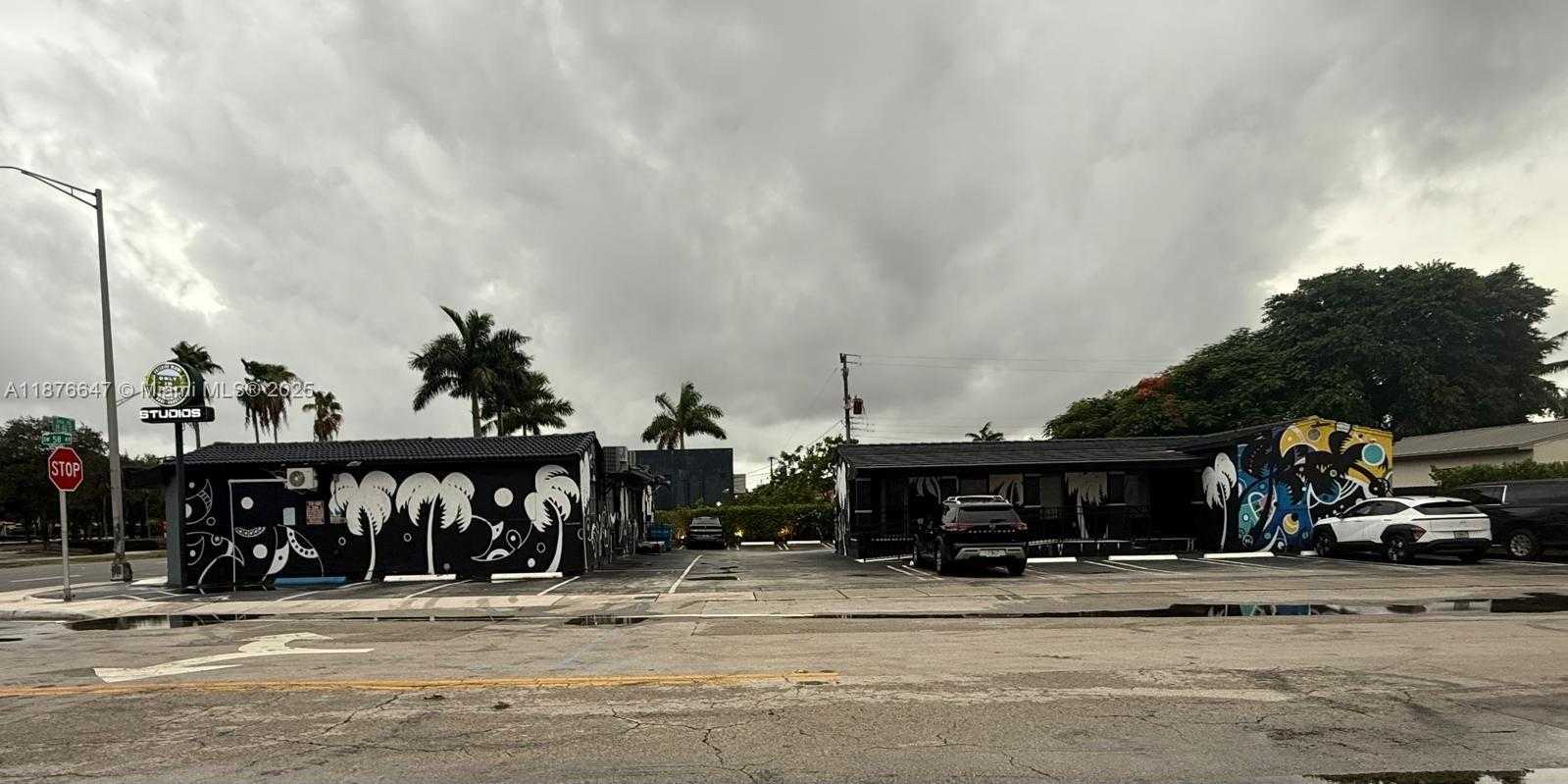 Small Image of 5801 SOUTH WEST 40TH ST #E & F, Miami Number 10