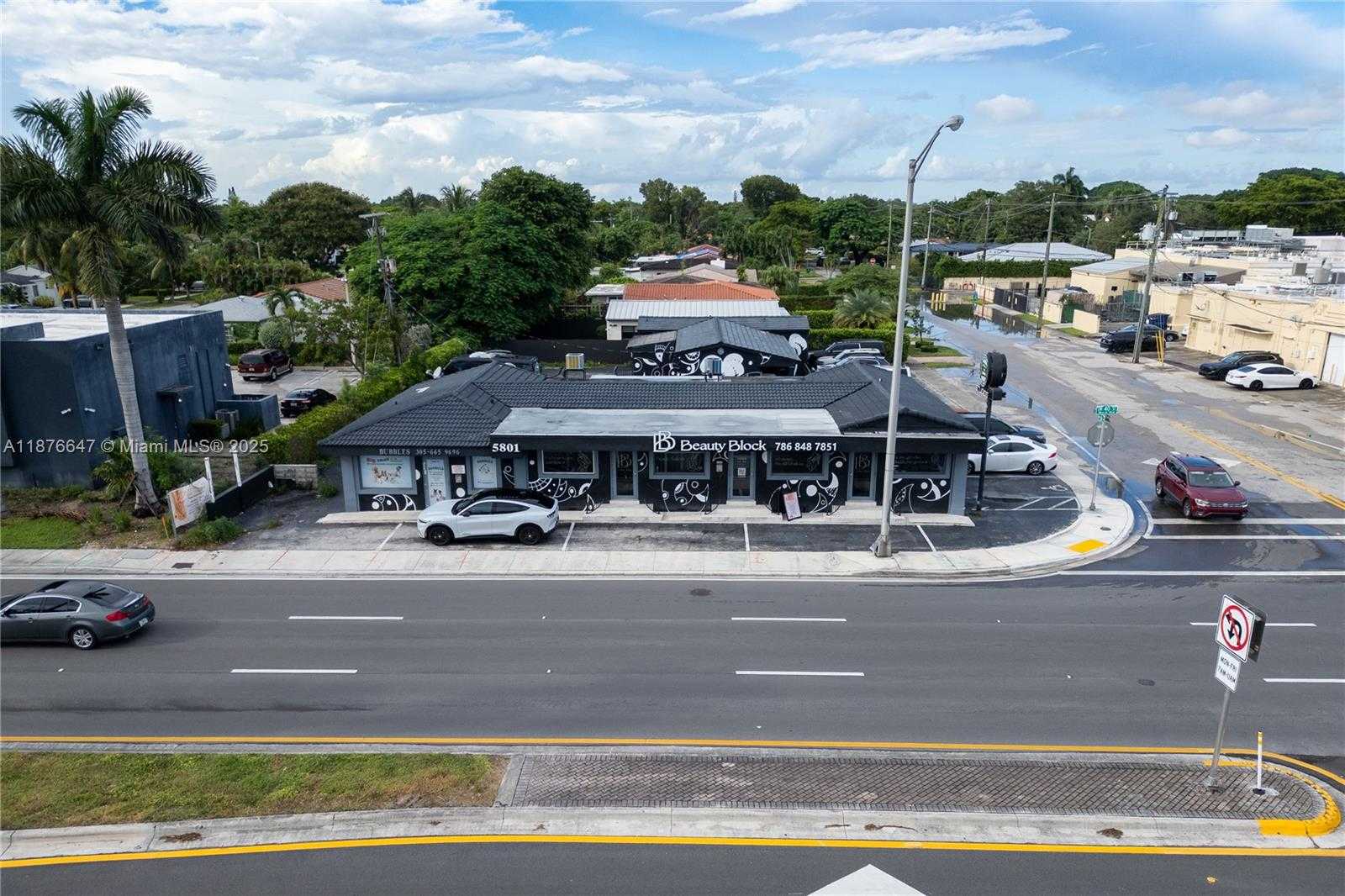Small Image of 5801 SOUTH WEST 40TH ST #E & F, Miami Number 7