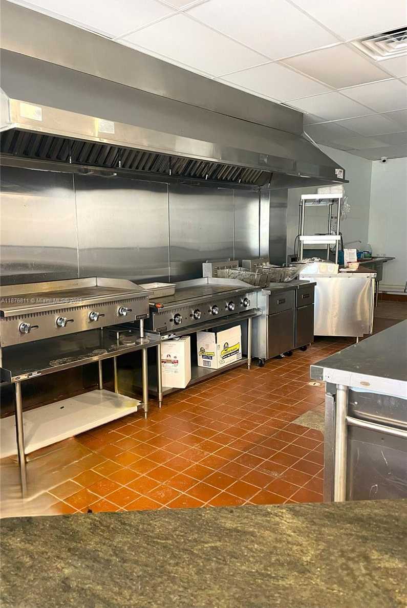 Small Image of 550 PIEDMONT AVE, Out of City Number 4