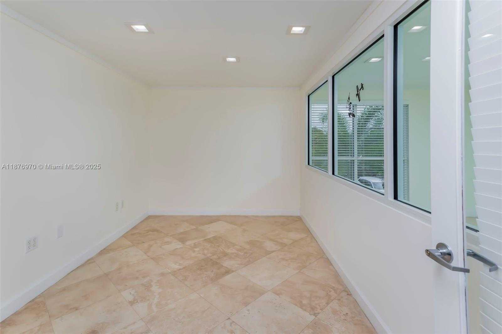 Small Image of 8216 NORTH WEST 30TH TER, Doral Number 18