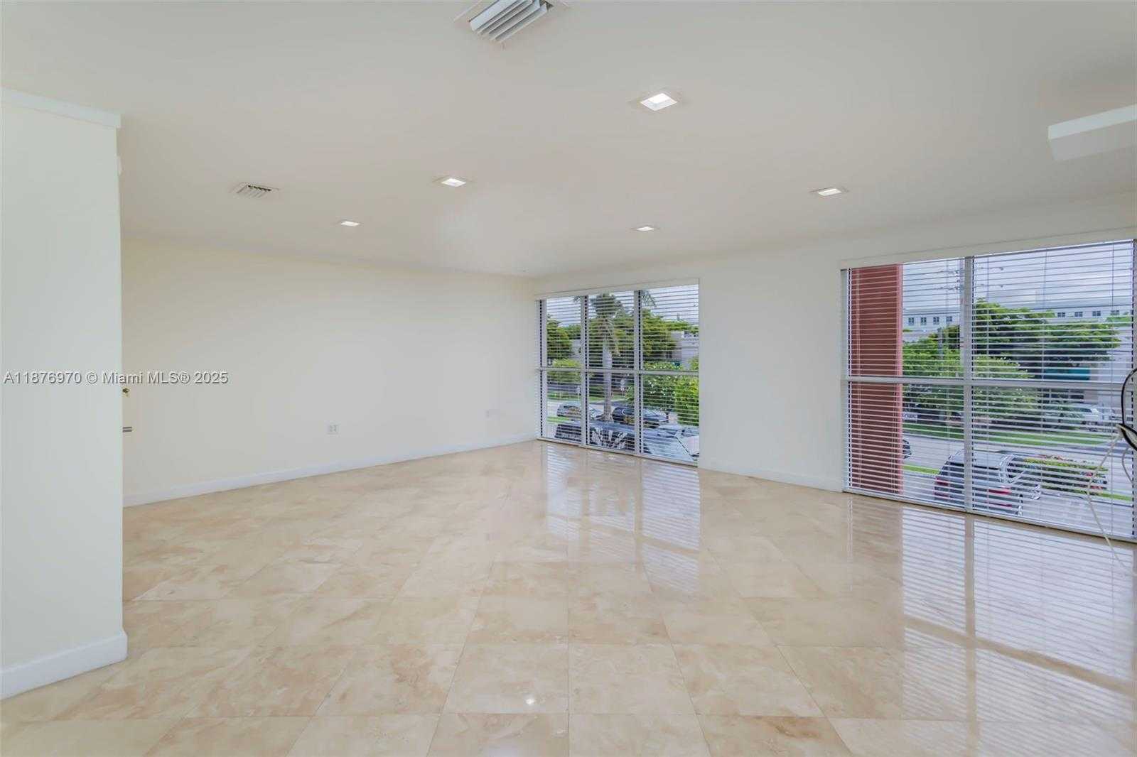 Small Image of 8216 NORTH WEST 30TH TER, Doral Number 19