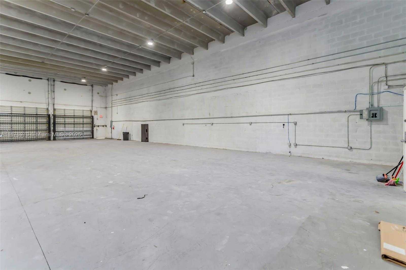 Small Image of 8216 NORTH WEST 30TH TER, Doral Number 32