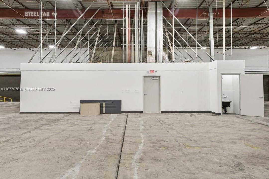 Small Image of 1300 NORTH WEST 78TH AVE #1308, Doral Number 22