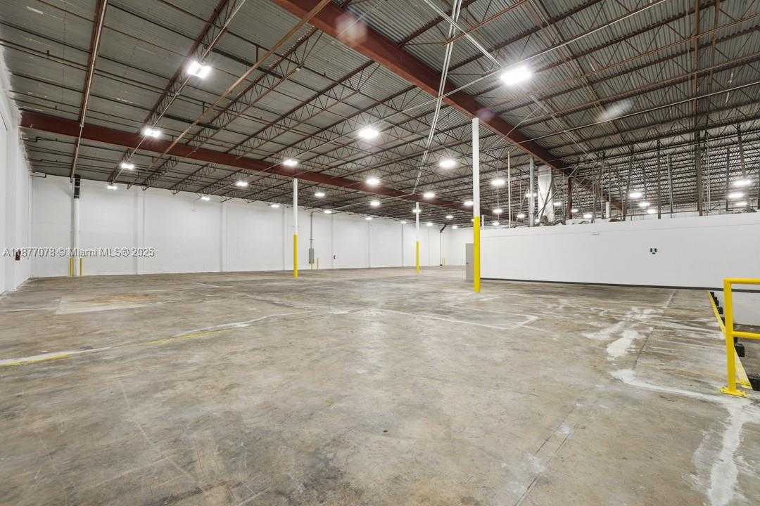 Small Image of 1300 NORTH WEST 78TH AVE #1308, Doral Number 25
