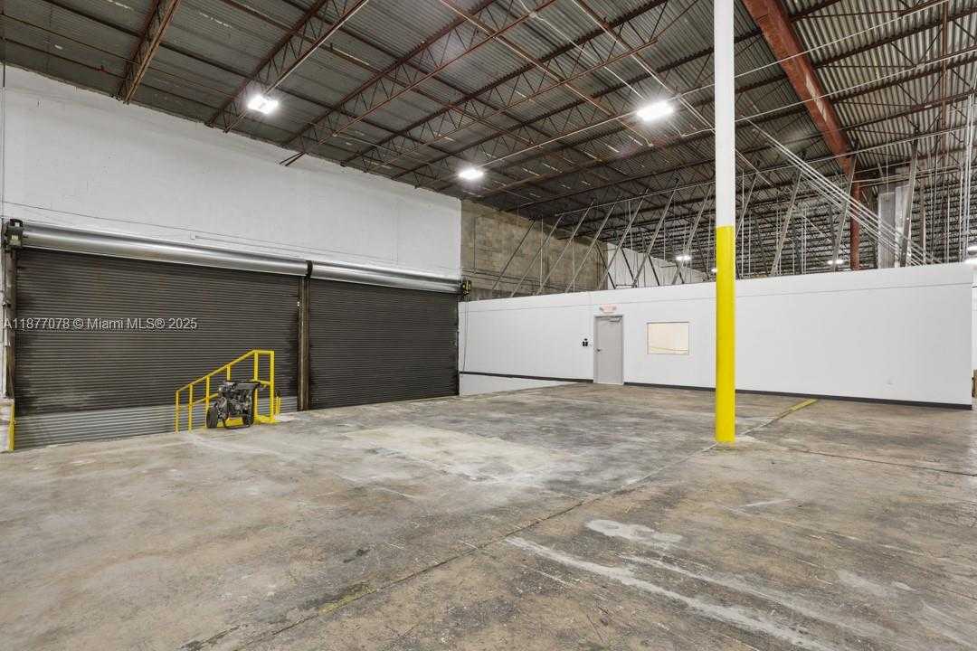 Small Image of 1300 NORTH WEST 78TH AVE #1308, Doral Number 29