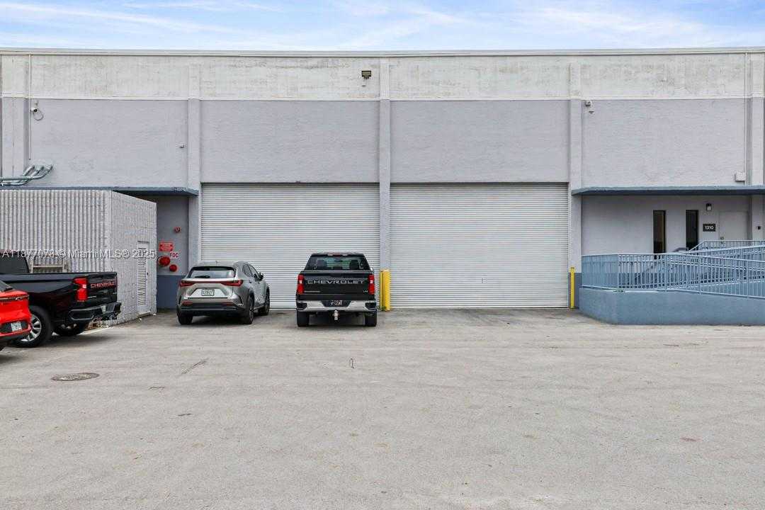 Small Image of 1300 NORTH WEST 78TH AVE #1308, Doral Number 3