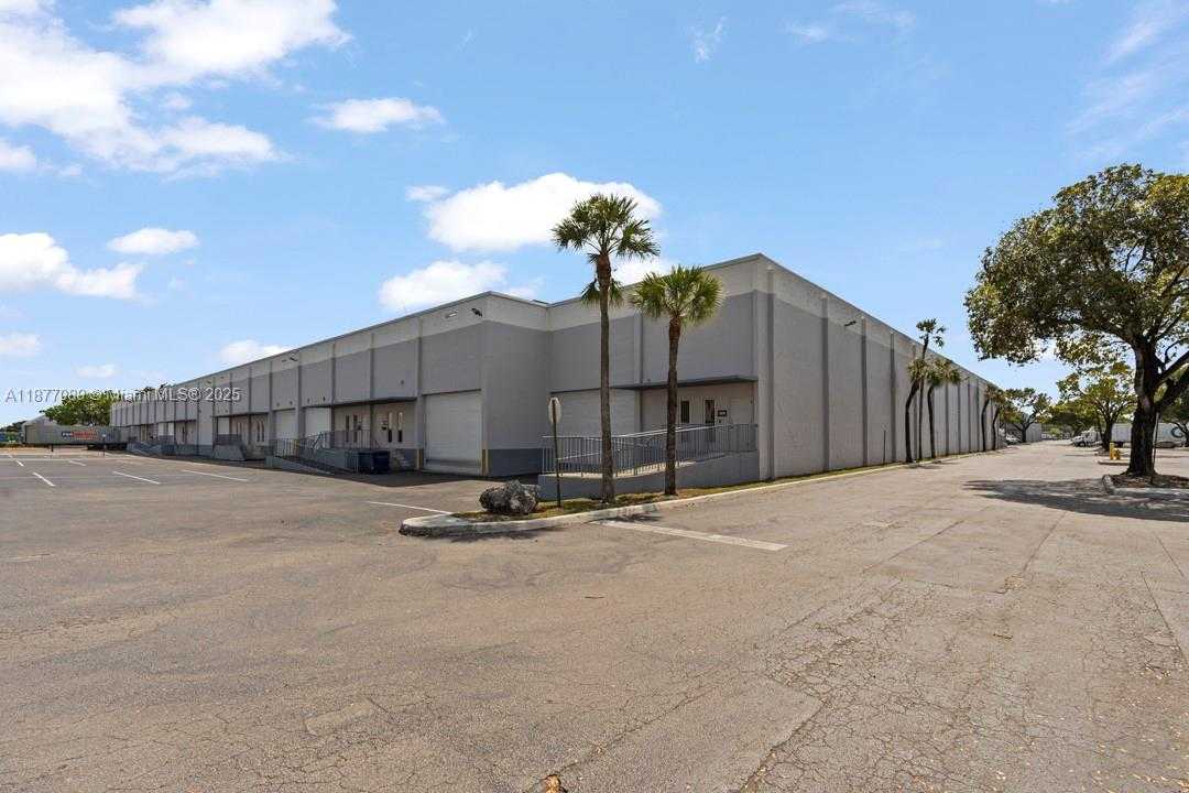 Small Image of 1626 NORTH WEST 82ND AVE #1684, Doral Number 18