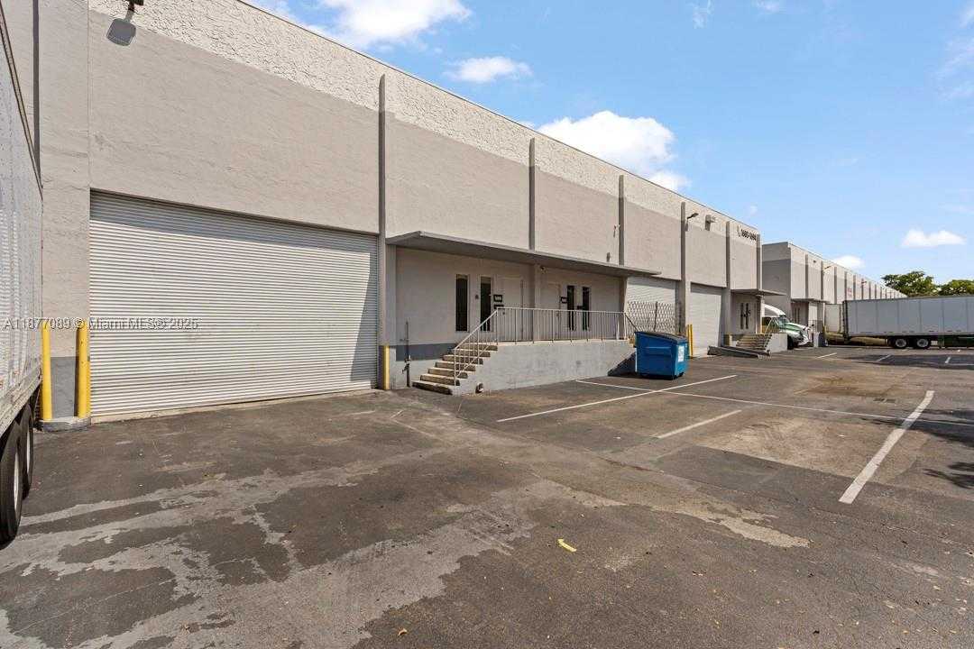 Small Image of 1626 NORTH WEST 82ND AVE #1684, Doral Number 2