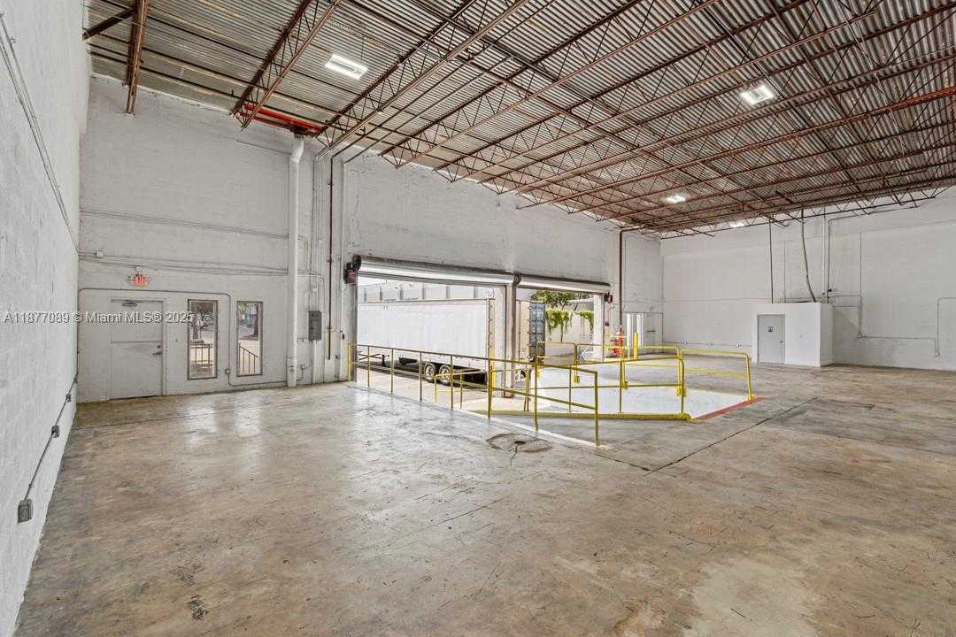 Small Image of 1626 NORTH WEST 82ND AVE #1684, Doral Number 6