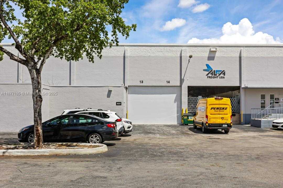 Small Image of 1700 NORTH WEST 82ND AVE #1820, Doral Number 2