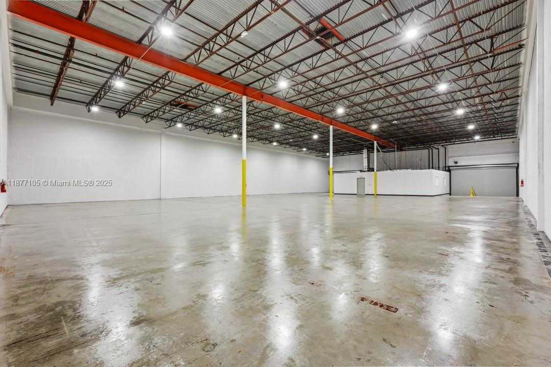 Small Image of 1700 NORTH WEST 82ND AVE #1820, Doral Number 28