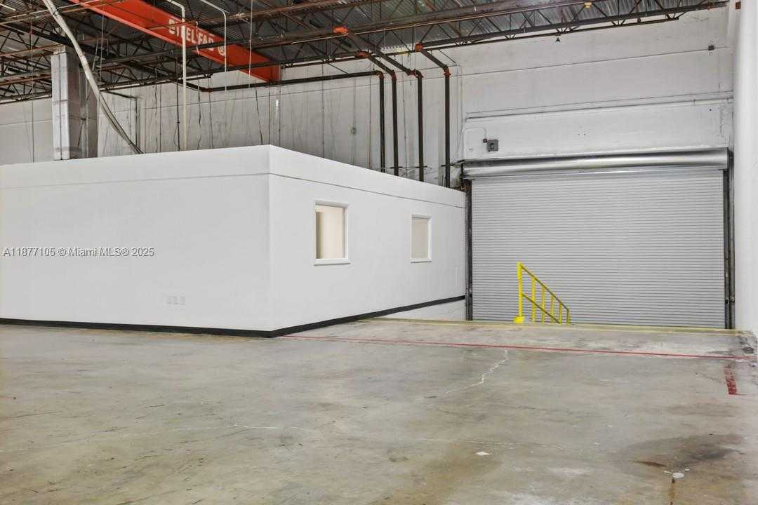 Small Image of 1700 NORTH WEST 82ND AVE #1820, Doral Number 30