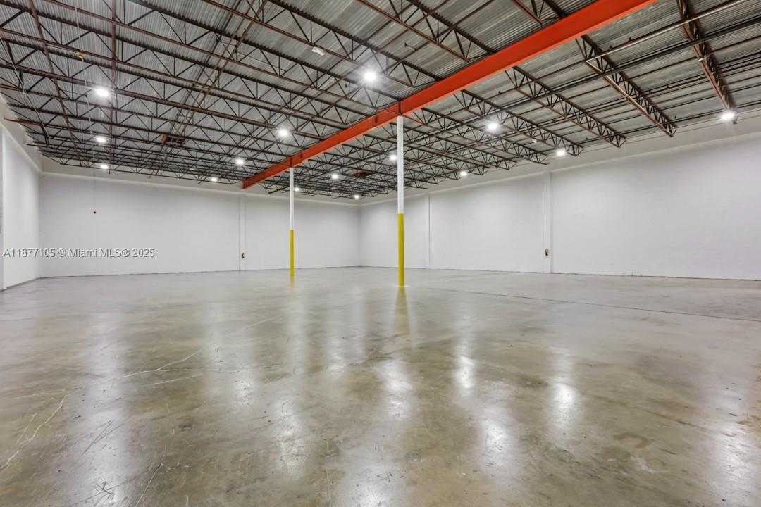 Small Image of 1700 NORTH WEST 82ND AVE #1820, Doral Number 33