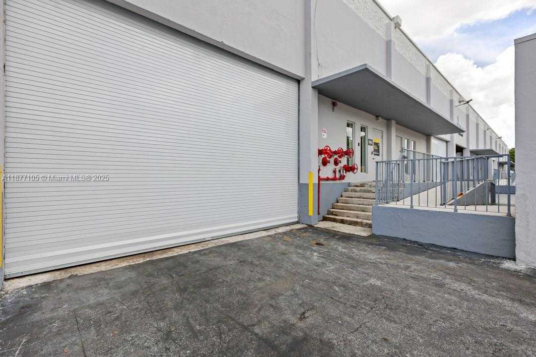 Small Image of 1700 NORTH WEST 82ND AVE #1820, Doral Number 36