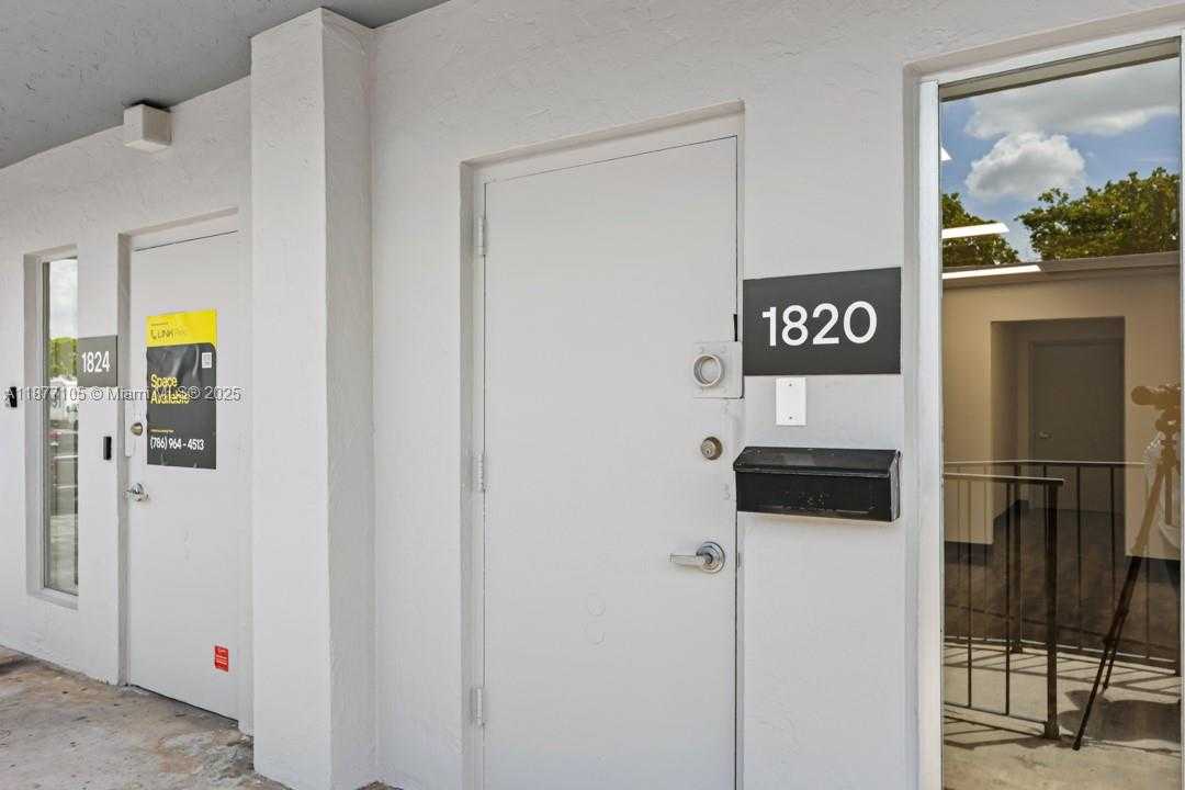 Small Image of 1700 NORTH WEST 82ND AVE #1820, Doral Number 5