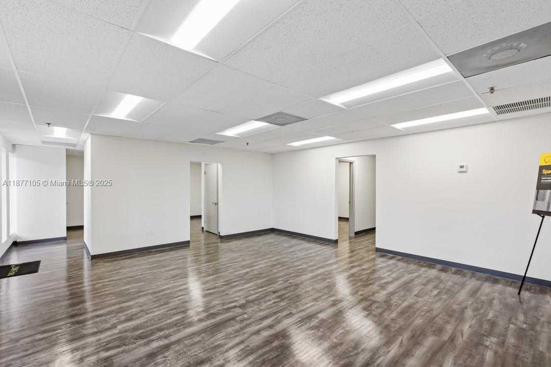 Small Image of 1700 NORTH WEST 82ND AVE #1820, Doral Number 8