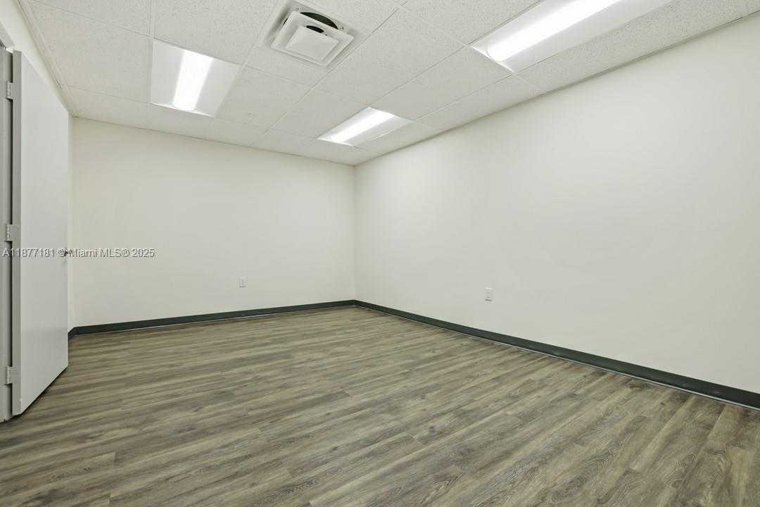 Small Image of 2273 NORTH WEST 82ND AVE #2293, Doral Number 16