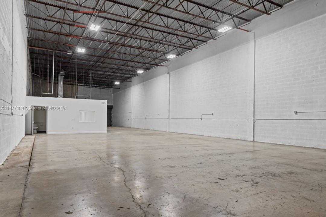 Small Image of 1700 NORTH WEST 82ND AVE #1800, Doral Number 13