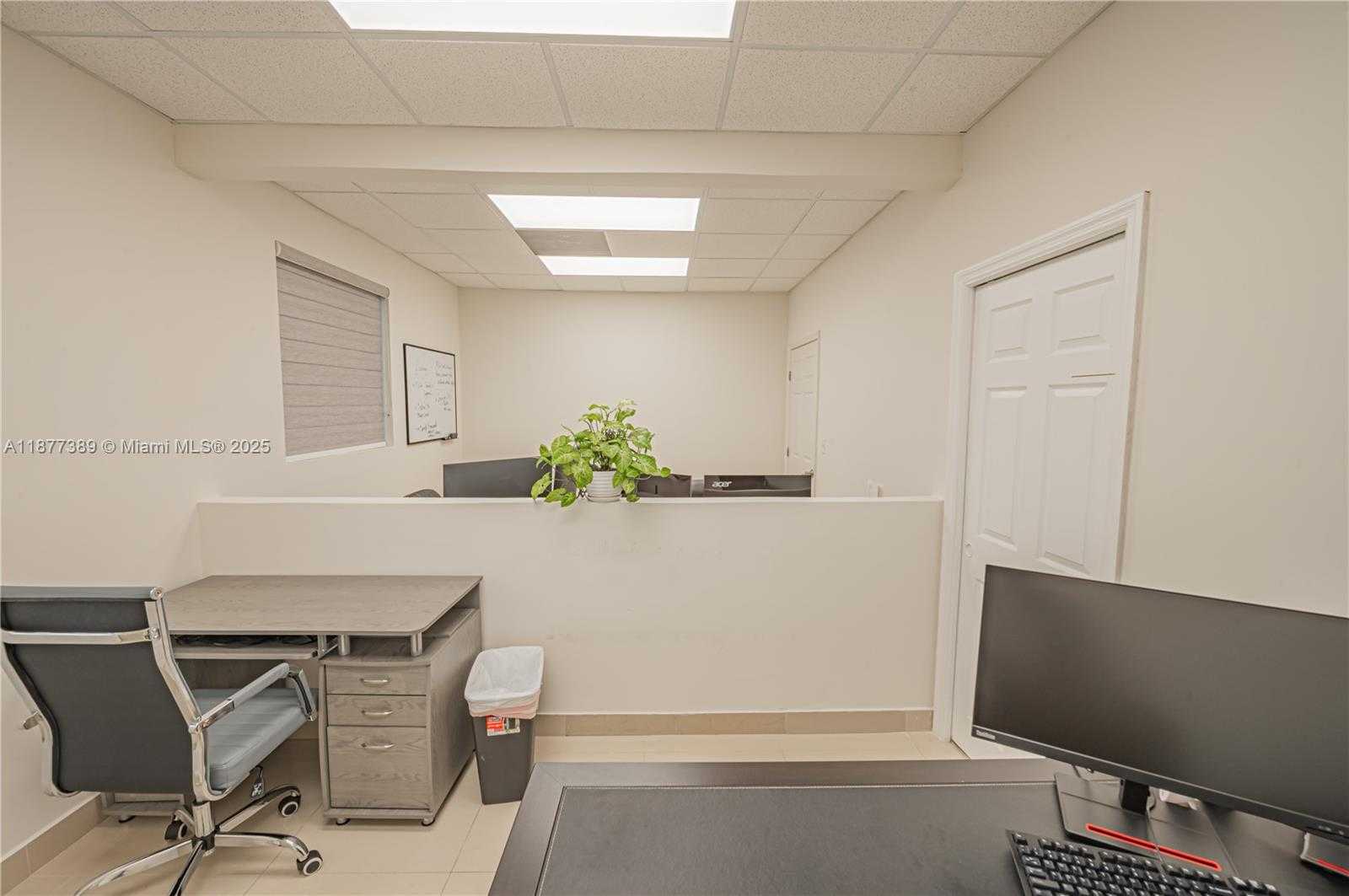 Small Image of 20810 WEST DIXIE HWY AG HWY, Miami Number 13